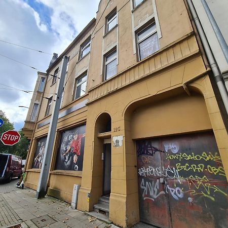 Kleines Zimmer Fuer Bis Zu 6 Personen Эссен Экстерьер фото